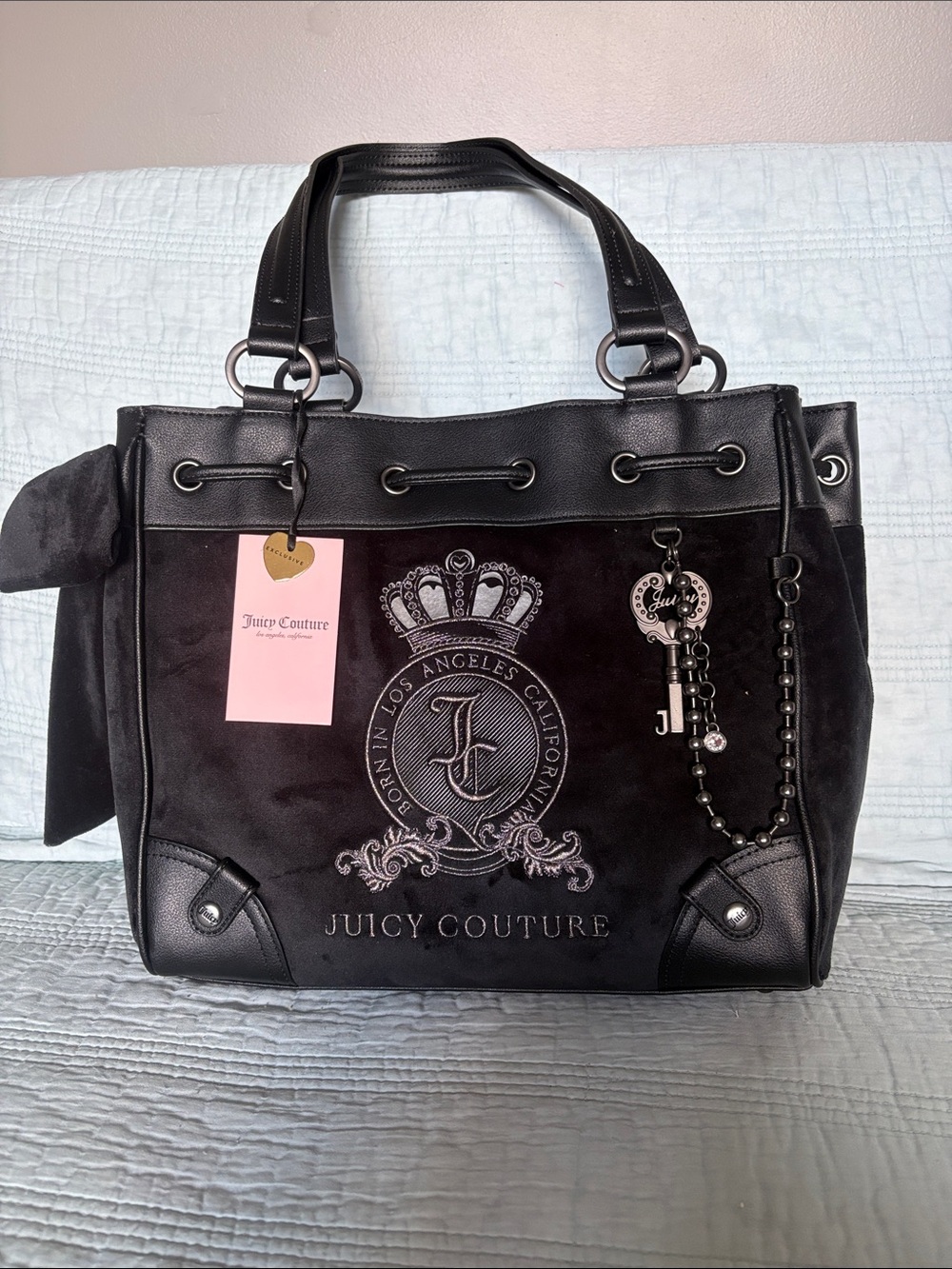 EXCLUSIVE Juicy Couture Black Logo Tote with Key Charm